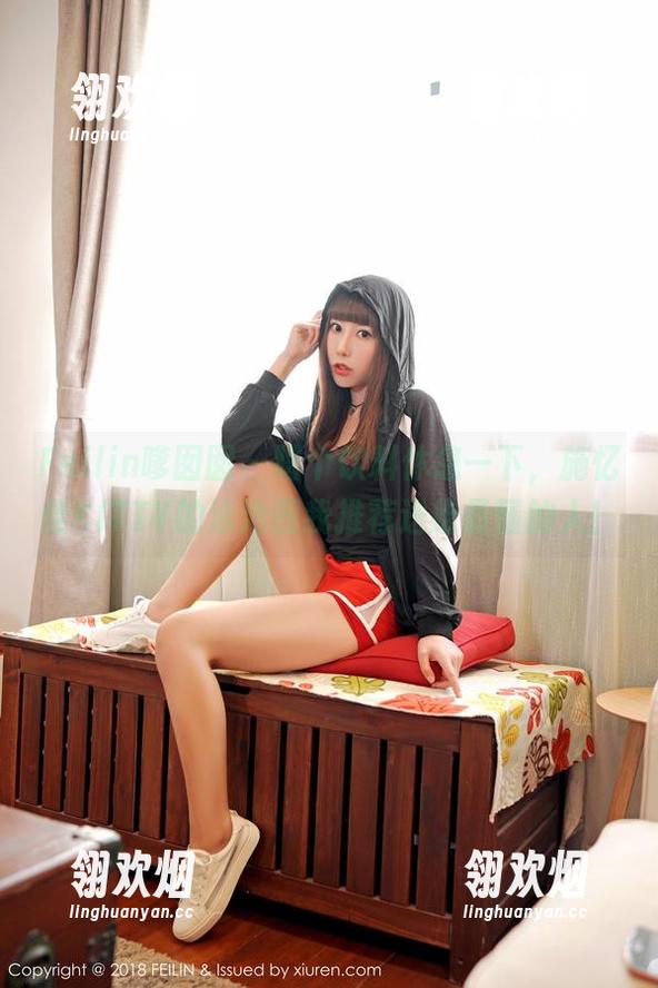 Feilin嗲囡囡-施忆佳KITTY Feilin嗲囡囡 - 喝个饮料休息一下,施忆佳KITTY的泳池图我推荐送给最懂的人!