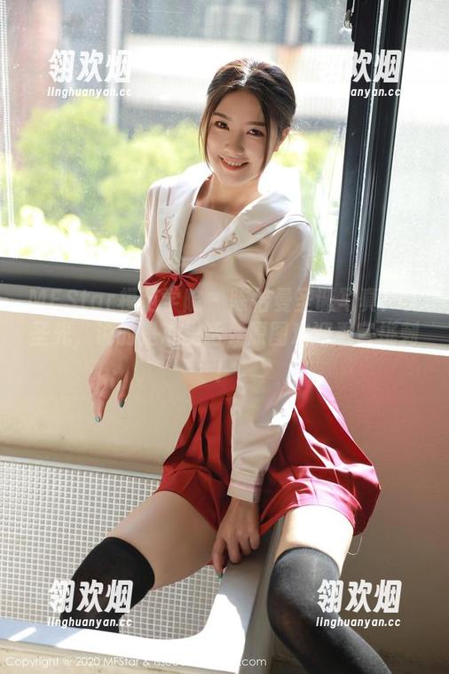 MFStar模范学院-陈怡曼 MFStar模范学院 - 陈怡曼圣诞写真:无圣光,说的是心里话,原图欢迎看官挑刺!