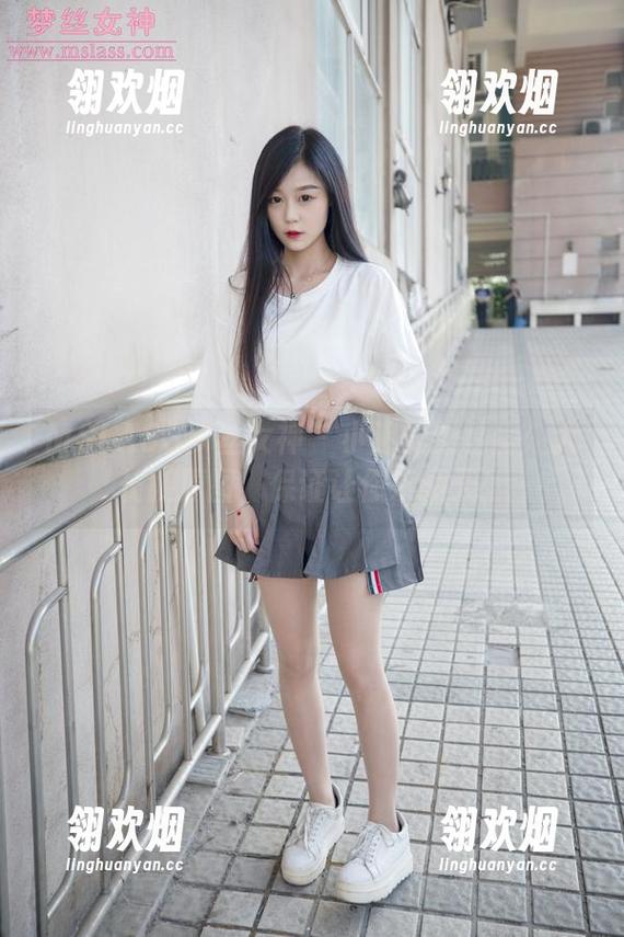 MSLASS梦丝女神 - 小迟的新私房：大长腿原图，保证让你乐翻天！