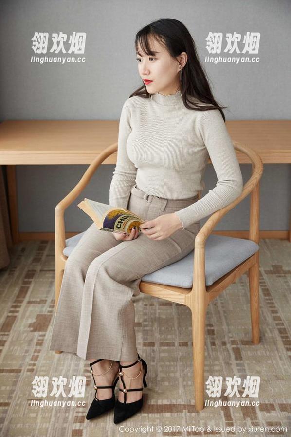 MiiTao蜜桃社-陆萱萱Cecilia MiiTao蜜桃社 - 短裙加无圣光,陆萱萱Cecilia在画面里都轻盈了