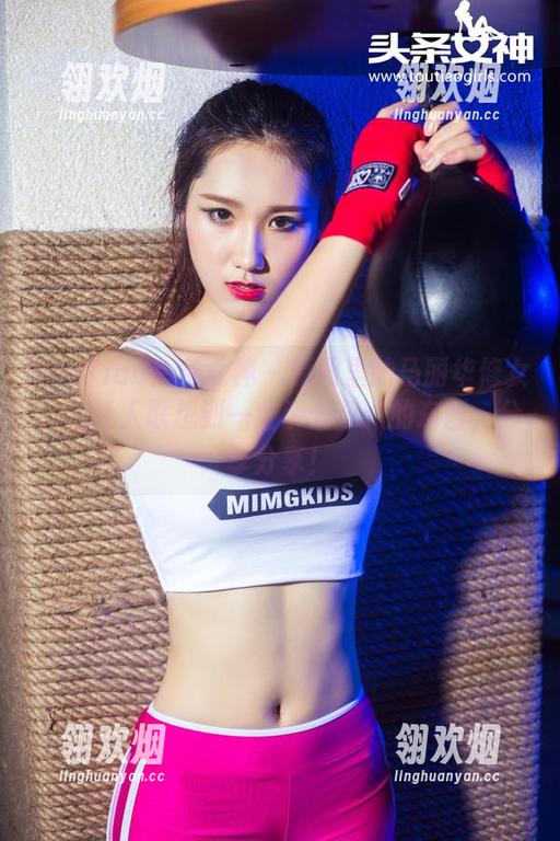 TouTiao头条女神-马丽华 TouTiao头条女神 - 原图里的马丽华修女,总让人联想到一些杂七杂八的东西,分享分享!