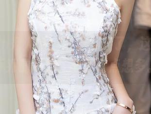 Xiuren秀人网 – 美图更新了，这回奶芙乔乔的制服，让我有点想多。