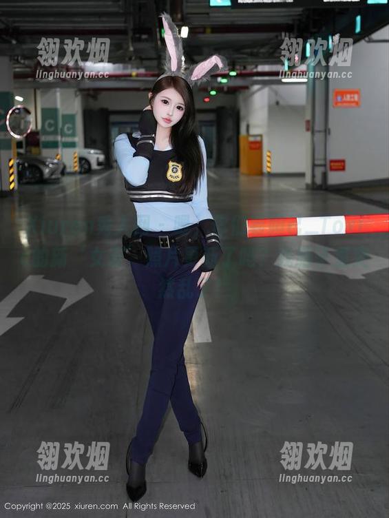 Xiuren秀人网-妲己_Toxic Xiuren秀人网 - 喂,你们看妲己_Toxic的新‘女友’照片更新了吗?我脑子里突然乱了!