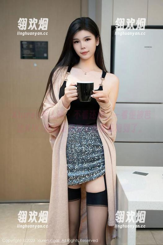 Xiuren秀人网-芭比KIKI Xiuren秀人网 - 不看还好,一看便被芭比KIKI的无圣光皮衣合集惊艳到了。