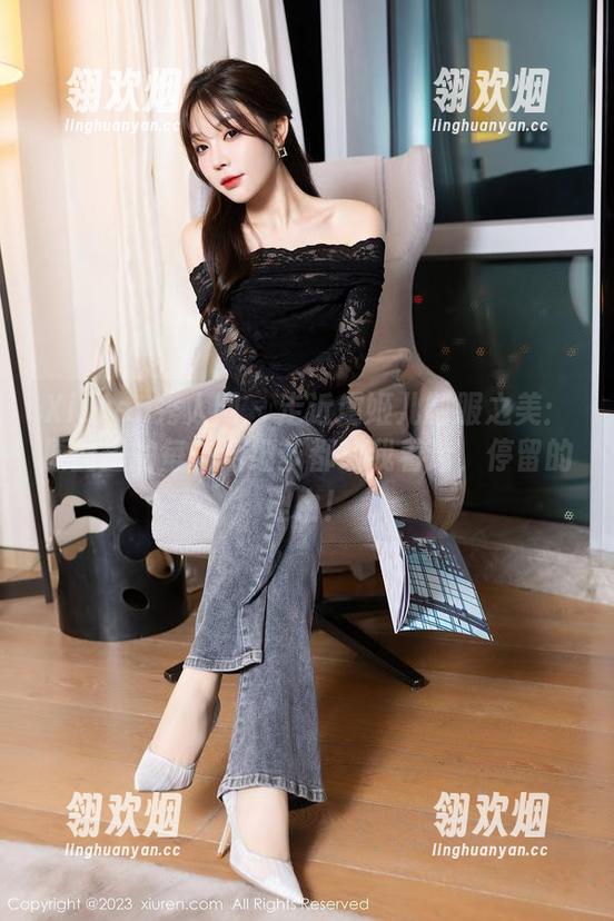 Xiuren秀人网-虞姬儿 Xiuren秀人网 - 走近虞姬儿制服之美:原图里的每一个细节都让我着迷,停留的理由!