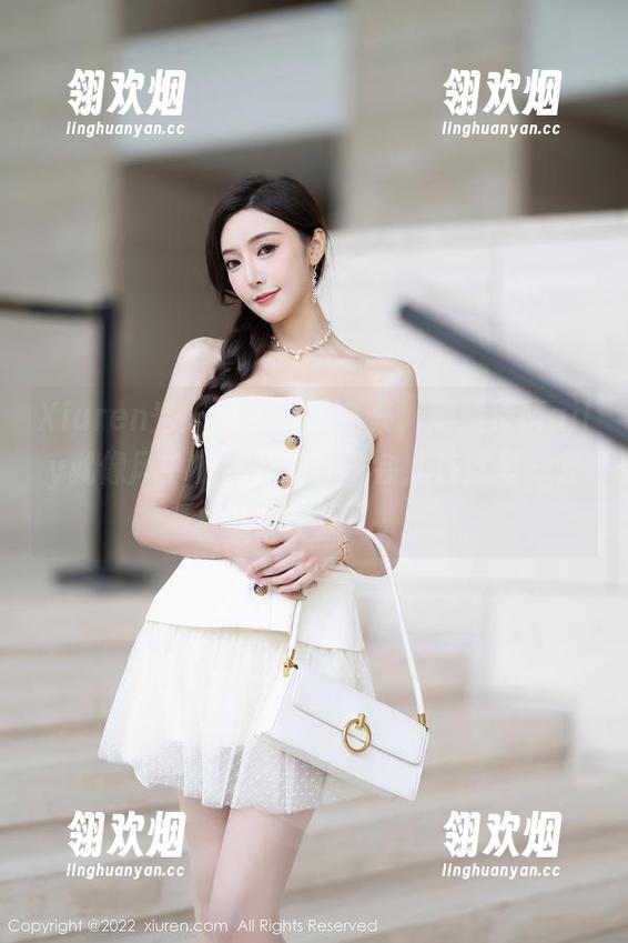 Xiuren秀人网-顾楚楚Maily Xiuren秀人网 - 夏天全集,顾楚楚Maily就像风中的蒲公英,一会儿在这里一会儿又不见了。