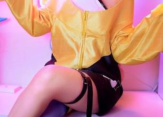 ZinieQ写真：原图看内衣，不得不说的眼光。