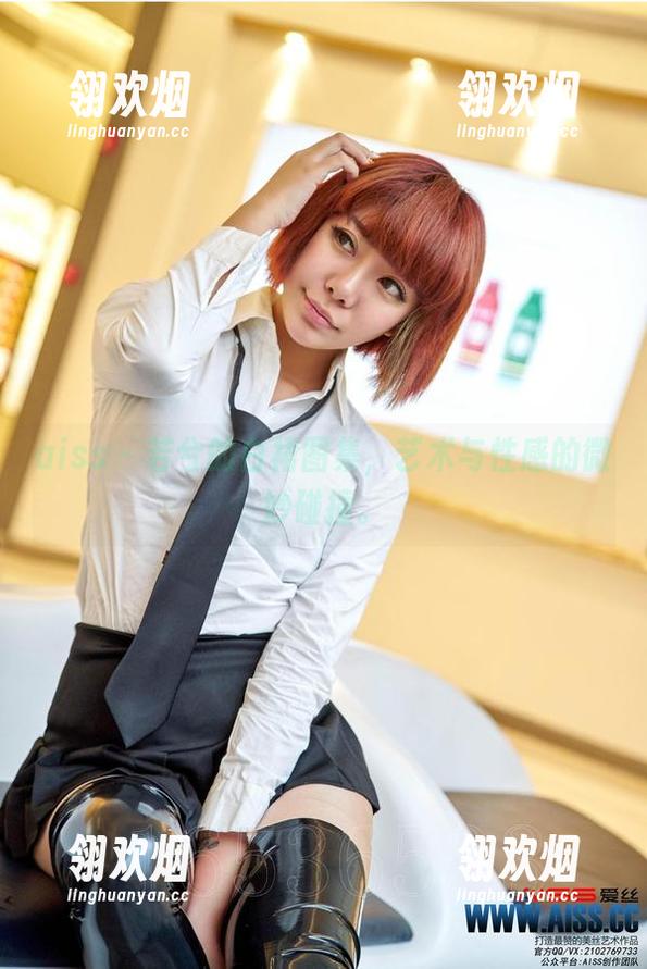 aiss-若兮 aiss - 若兮的白裙图集,艺术与性感的微妙碰撞。