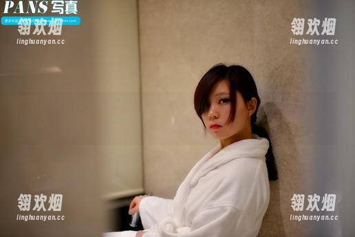 pans-金熙 pans - 天台美图更新就必须关注金熙,虽然…我确实在想她衣服的出处。
