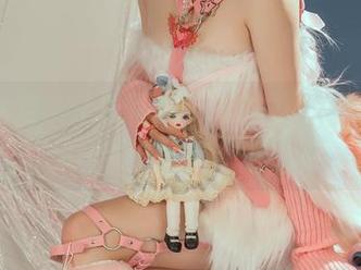 来自七月喵子的福利，不怕被小恶魔迷住吗？
