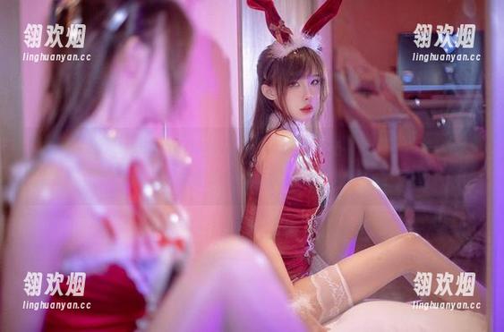 “短裙”图集：余多多Dudu的随性之作，下载前请先准备好纸巾哦，如果你是个容易流鼻血的人！