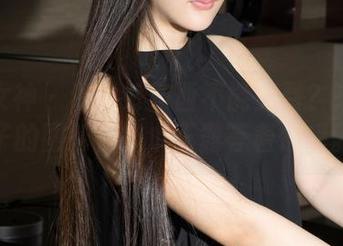 克拉女神 – 谁说好东西不能免费？来看璇子的图包，披巾玉露等着你哦。