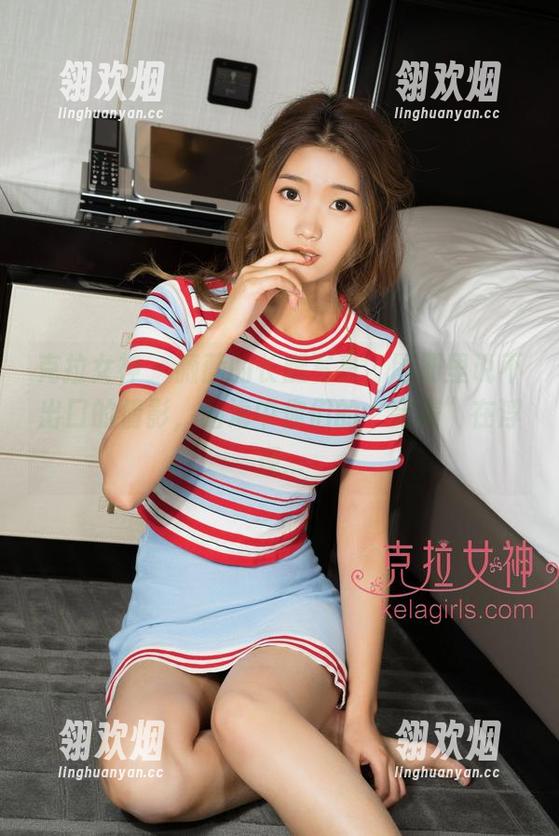 克拉女神 - 薇薇的长腿写真，图册里说不出口的倩影，脑海中你们的“完美”在浮现...