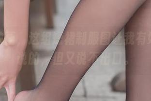 兔玩映画，这组短裙制服图让我有好多想说的，但又说不出口。