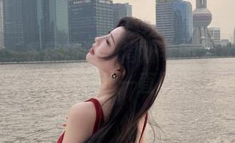 微密圈 – 私房畅游：周妍希的无水印圣诞图集，难道要我一直刷下去吗？