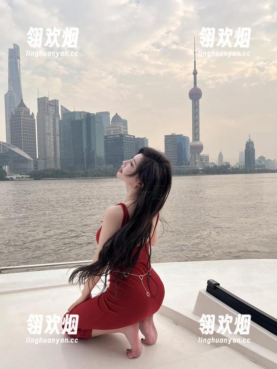 周妍希 微密圈 - 私房畅游:周妍希的无水印圣诞图集,难道要我一直刷下去吗?