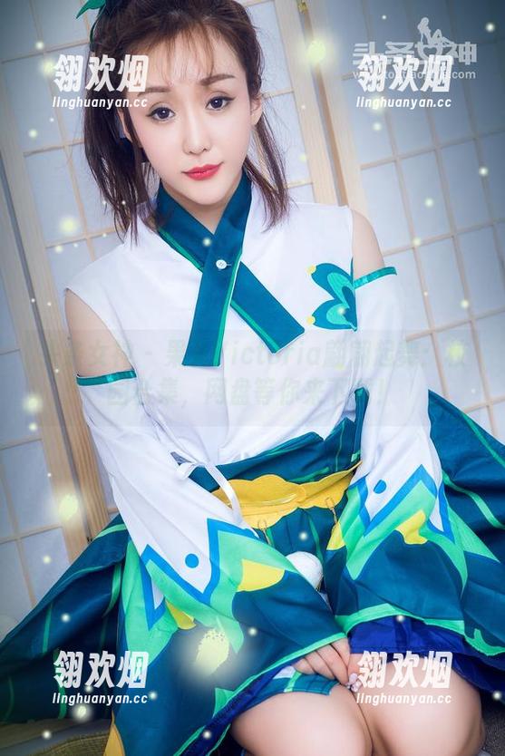 头条女神-果儿Victoria 头条女神 - 果儿Victoria翩翩起舞:校园合集,网盘等你来下载!