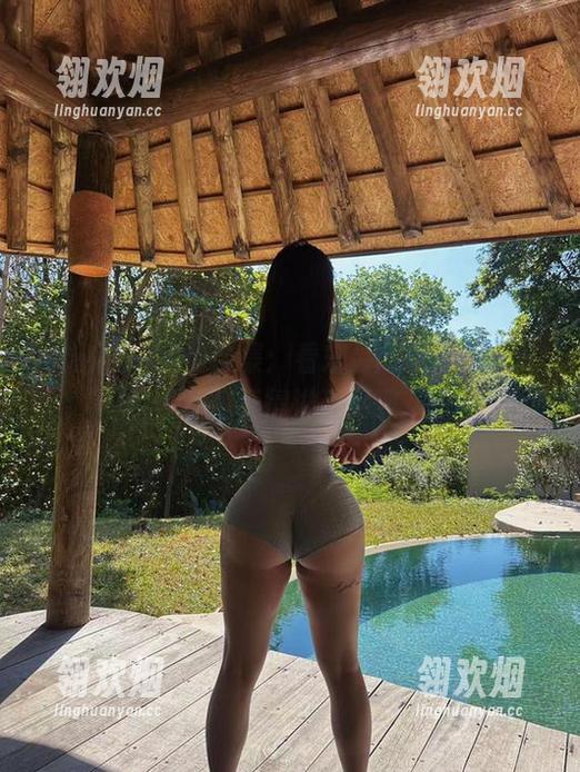 微密圈 - 免费合集：看宋昱欣如何把“肉丝”玩得淋漓尽致