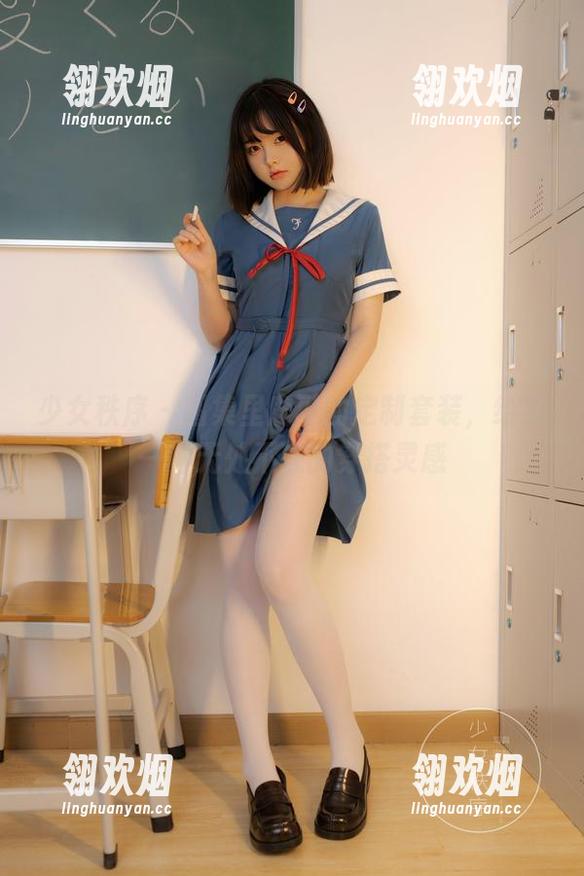 少女秩序-鹿可 少女秩序 - 图集里鹿可的定制套装,给我一种无处不在的穿搭灵感