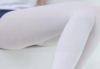 “少女秩序”的白丝吊带新款，带着免费的照片来唤醒你内心的小烦恼！