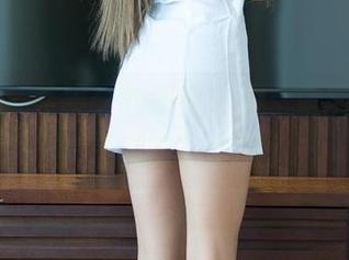 推女神 – 乔恩夕的原图礼服，确实有种难以言说的奢华感。