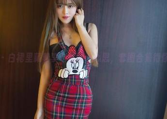 推女郎 – 白裙里藏着李七喜的小心思，套图合集待你来探讨