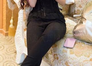 推女郎 – 连欣的牛仔裤全套，图集里还隐藏着一些不为人知的时尚哲学。