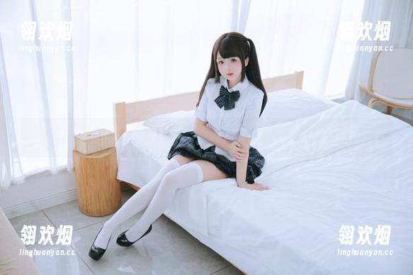 在线直击：日奈娇的恶魔皮衣，太妖艳，让我差点石化