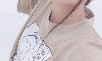 瘫坐在白裙之中，柳丸携图库分享带你荡漾初夏风情！