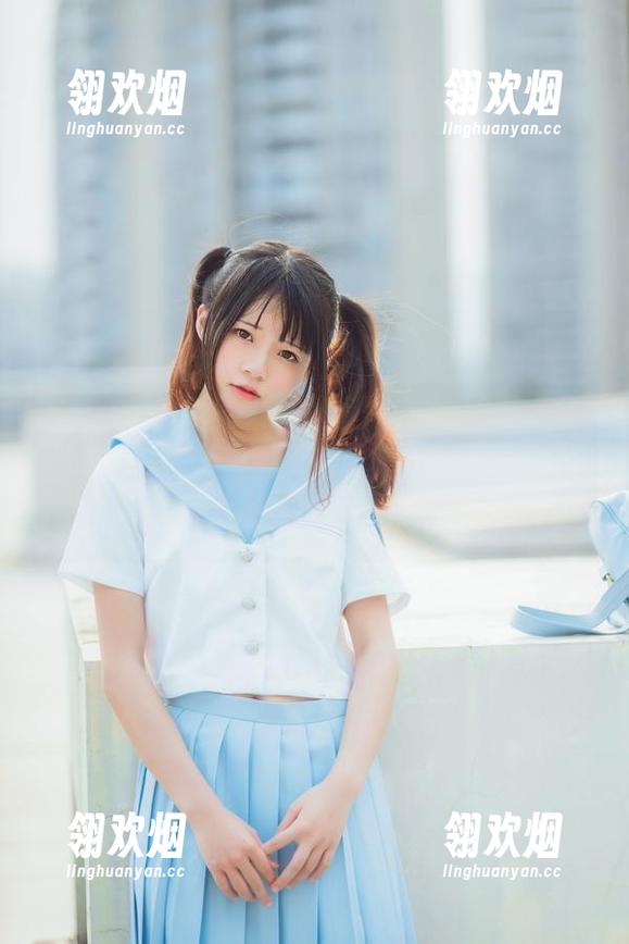 画面里的是桜桃喵的“明日方舟”，我在观看她那种轻松又带点张力的气息，果然，不可思议。