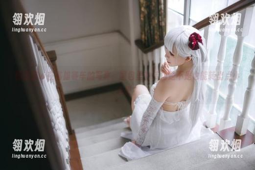 樱落酱w在高雄赛车的写真，图包里的转角是不是也能转出点小心思？