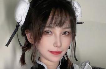 精选的御姐风，狐洛洛子的写真就像在给人悄悄地下暗号？