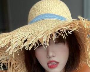 微密圈 – 更新合集来了，琳铛铛和她的凉皮兔子装承包了我的一天，哈哈。