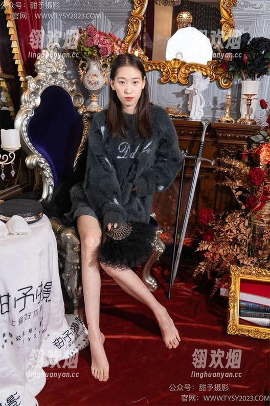 甜予摄影 - 齐齐最新人字拖图集，拖着我的心也拖着我的目光！