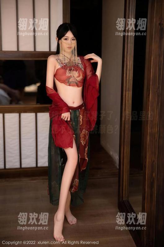 秀人网-夏旖诺 秀人网 - 夏旖诺又穿红裙子了,作品里的她是不是太会挑颜色?