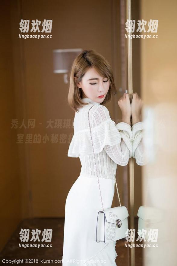 秀人网-大琪琪Emily 秀人网 - 大琪琪Emily的最新照片,办公室里的小秘密拼图,一边工作一边帅!