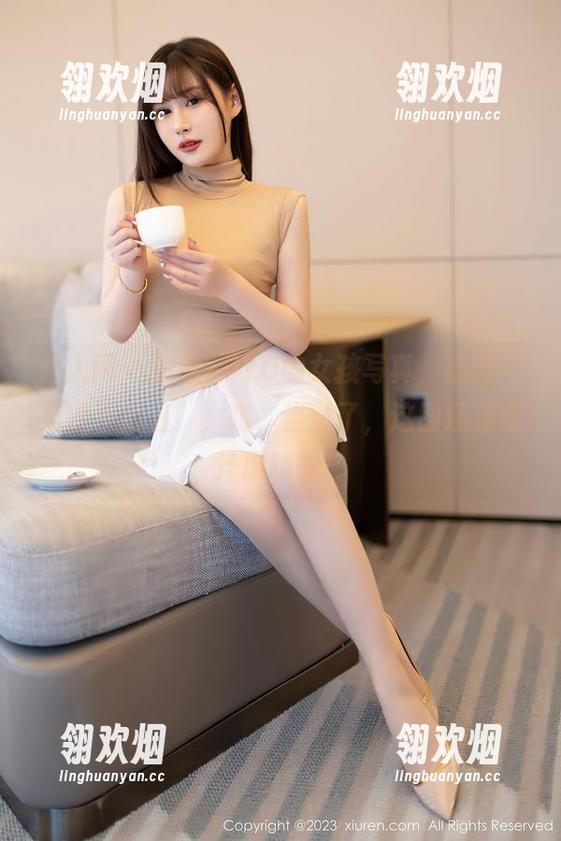 秀人网 - 悠悠YOYO的女孩写真，心想“我才不怕丑”，哦，当然了，这图还是原汁原味的！