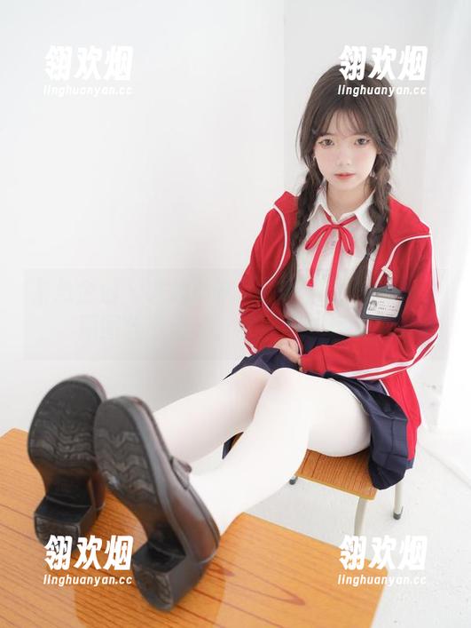 紧急企划-龙崎聆音 紧急企划 - 龙崎聆音的白丝演绎了什么?原图分享出来,我又要抓狂了!