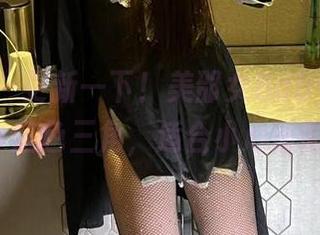 微密圈 – 更新一下！美邵女Baby的黑丝风暴+蓝色三角，适合小心脏的你！