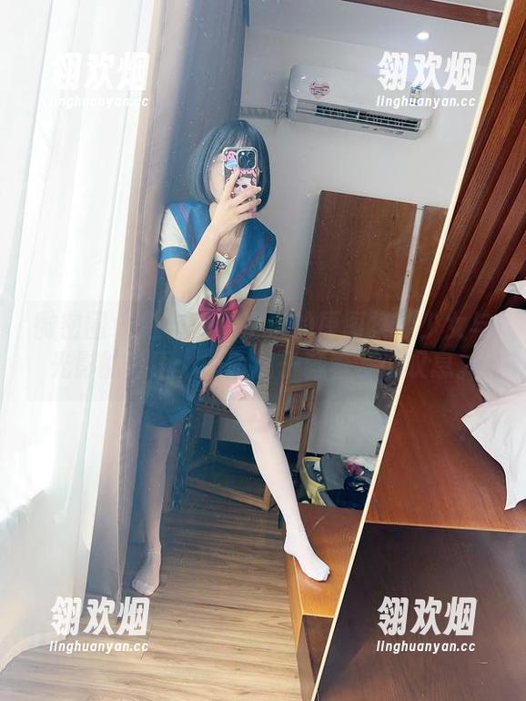 微密圈 - 胜利的小生活的原图集：少女与光影的低语，一面镜子藏着多少叹息。