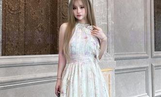 制服与芊芊酱w：在线直击，果然不一般的组合！