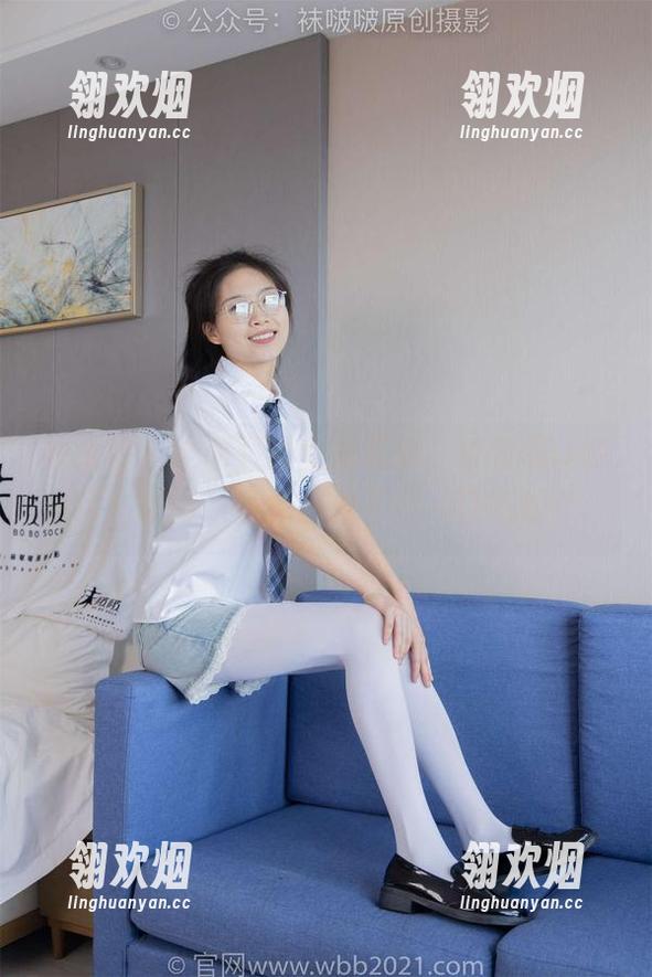 袜啵啵 - 小甜豆的女友写真，很容易让我进入‘观影’模式，恨不得一口气看完。