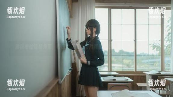 黑袜里的隐秘角落，西园寺南歌的图片真是个让人忍不住细品的资源。