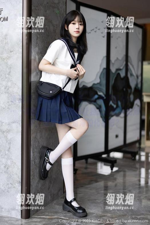 语画界 - 海边图库分享，这小海臀Rena……她的每一个姿势都让我想起夏天的顽皮，她简直就是海的化身吧？