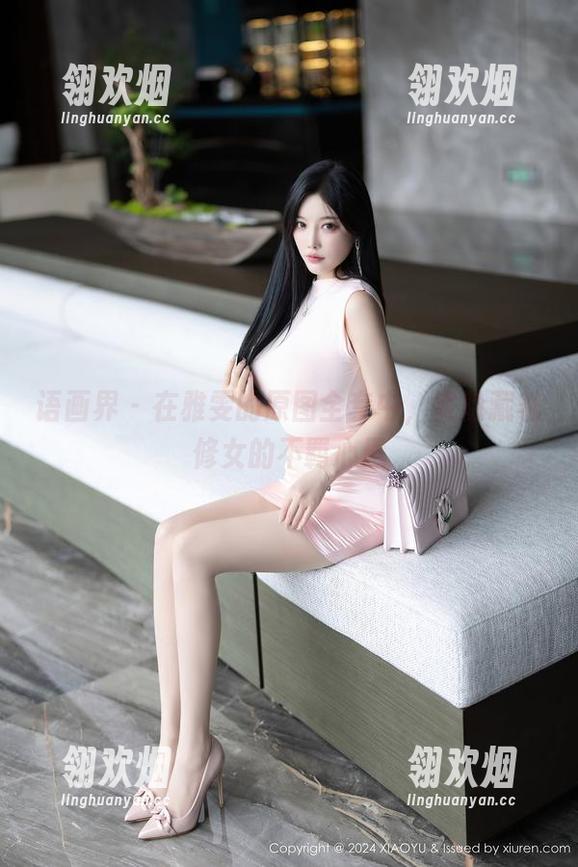 语画界-雅雯 语画界 - 在雅雯的原图全套中,竟隐藏着修女的不羁心思