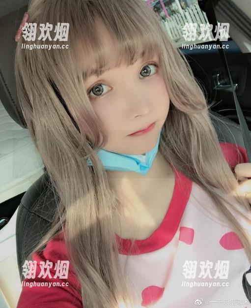 黑丝图集，超级小禾儿把你的眼光调戏得淋漓尽致！