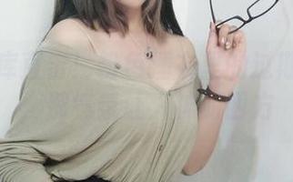 最新图库直击！粉色睡衣里的过期米线线，那气氛让人神游四方