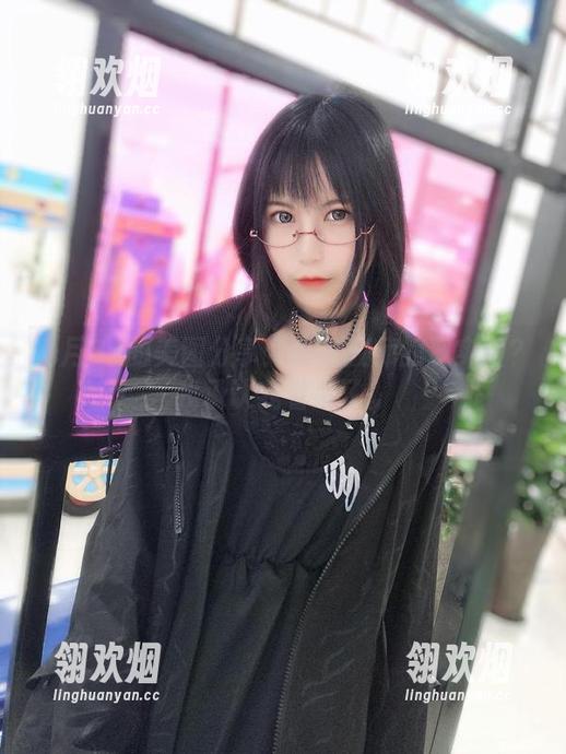 逐月Su的美图分享：家庭教师的现实版？我承认我看呆了。