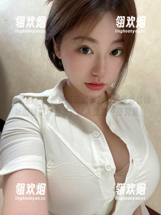 微密圈 - 最近最好玩的事？当然是雪怡妹纸的镂空作品集，让人想要一探究竟！