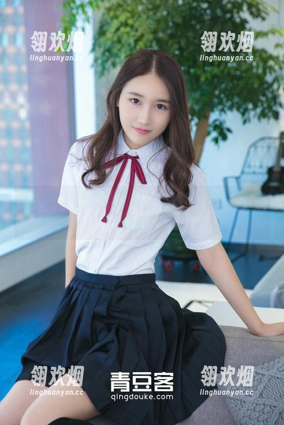 青豆客-王语纯 青豆客 - 长腿美图秀,王语纯轻松走遍五湖四海!